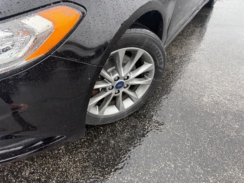 Ford Fusion SE 2017