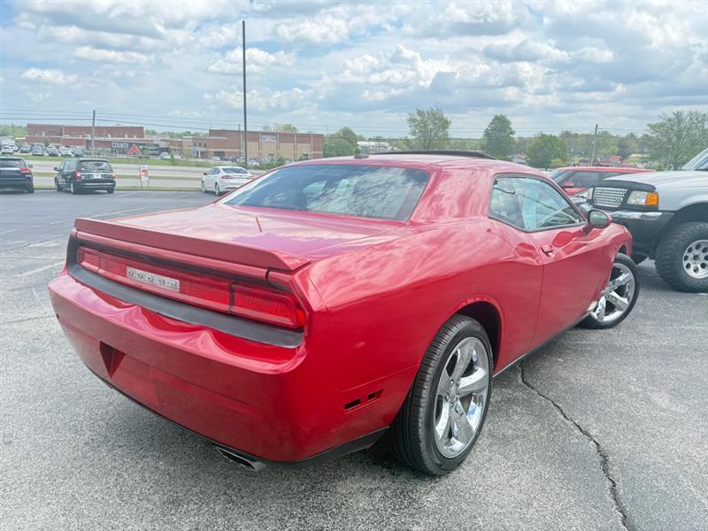 Dodge Challenger SXT 2012