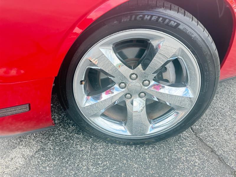 Dodge Challenger SXT 2012