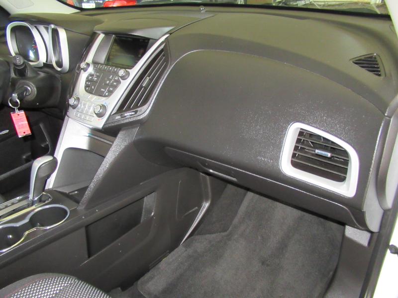 2013 Chevrolet Equinox photo 23