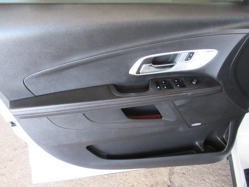 2013 Chevrolet Equinox photo 25