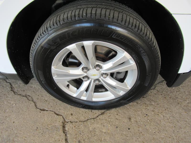 2013 Chevrolet Equinox photo 40