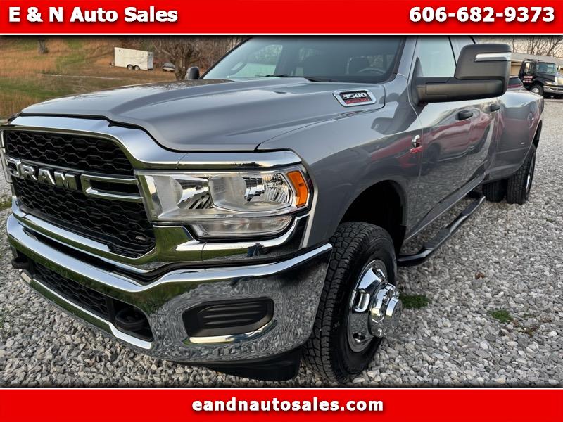 2024 RAM 3500 Tradesman Crew Cab 4WD DRW
