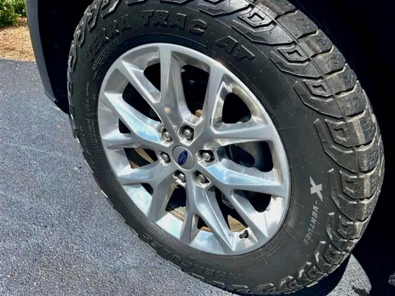 Ford Expedition XLT 2020