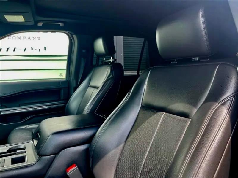 Ford Expedition XLT 2020