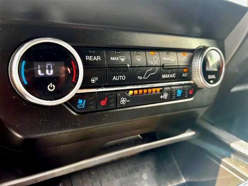 Ford Expedition XLT 2020