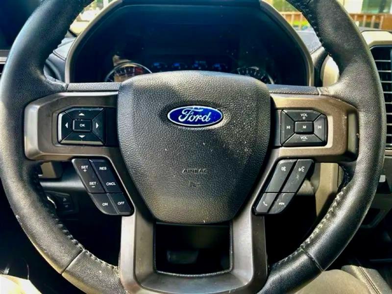 Ford Expedition XLT 2020