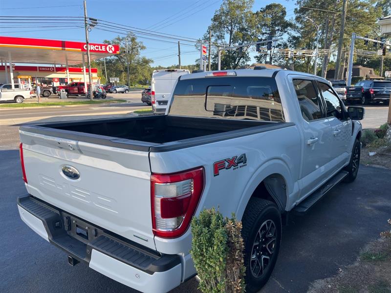 Ford F-150 Lariat SuperCrew 5.5-ft. Bed 4WD 2022 Ford F-150 Lariat SuperCrew 5.5-ft. Bed 4WD 2022