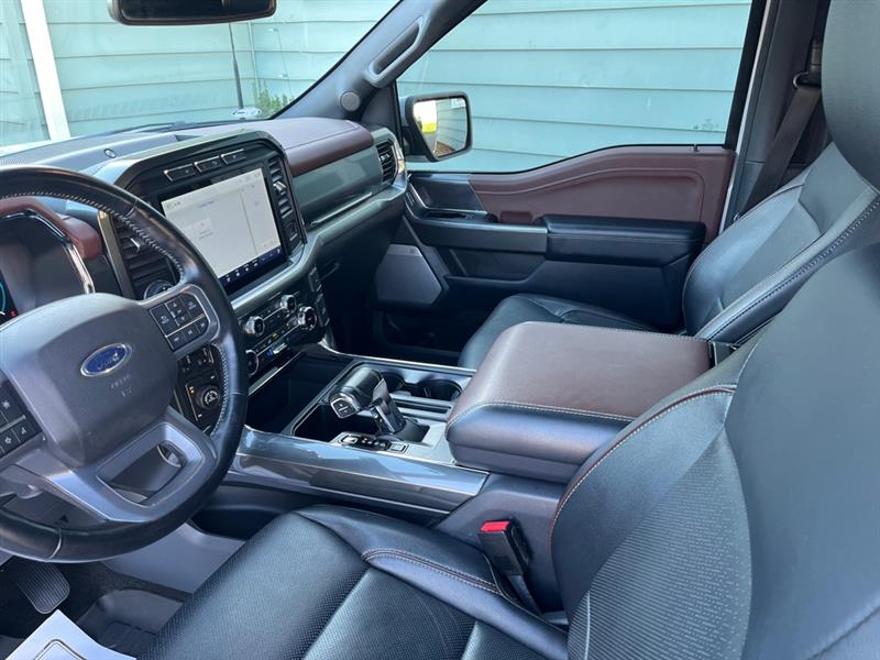 Ford F-150 Lariat SuperCrew 5.5-ft. Bed 4WD 2022 Ford F-150 Lariat SuperCrew 5.5-ft. Bed 4WD 2022