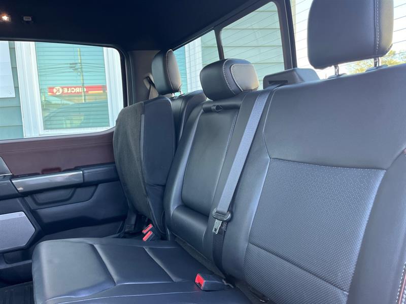 Ford F-150 Lariat SuperCrew 5.5-ft. Bed 4WD 2022 Ford F-150 Lariat SuperCrew 5.5-ft. Bed 4WD 2022