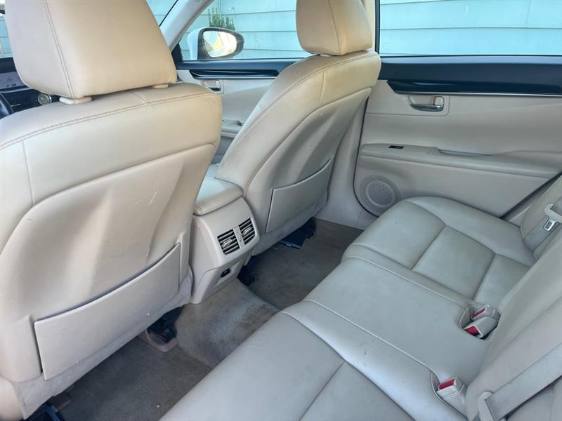 Lexus ES 350 Sedan 2014