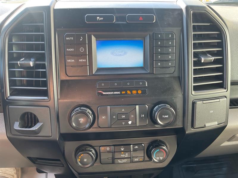 Ford F-150 XLT SuperCrew 5.5-ft. Bed 2WD 2016 Ford F-150 XLT SuperCrew 5.5-ft. Bed 2WD 2016