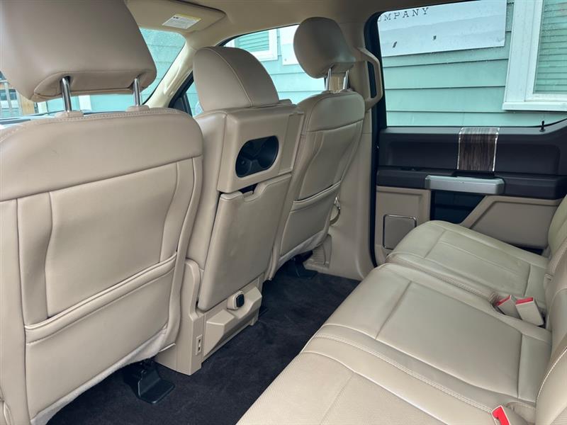 Ford F-150 XL SuperCrew 5.5-ft. Bed 4WD 2018 Ford F-150 XL SuperCrew 5.5-ft. Bed 4WD 2018