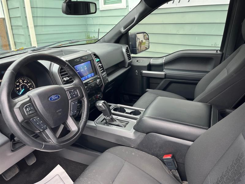 Ford F-150 XLT SuperCrew 5.5-ft. Bed 2WD 2020 Ford F-150 XLT SuperCrew 5.5-ft. Bed 2WD 2020