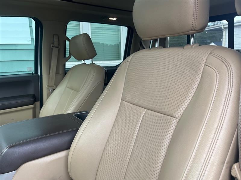Ford F-150 Lariat SuperCrew 5.5-ft. Bed 4WD 2018 Ford F-150 Lariat SuperCrew 5.5-ft. Bed 4WD 2018