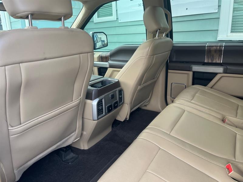 Ford F-150 Lariat SuperCrew 5.5-ft. Bed 4WD 2018 Ford F-150 Lariat SuperCrew 5.5-ft. Bed 4WD 2018