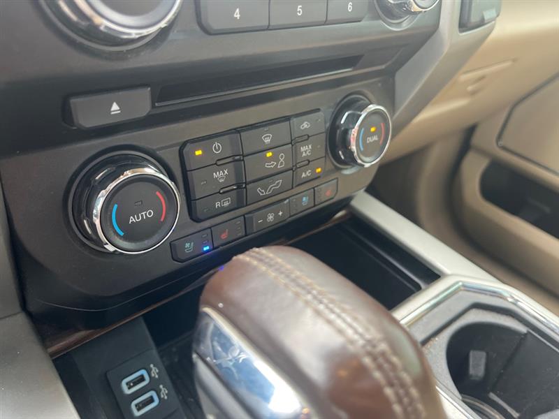 Ford F-150 Lariat SuperCrew 5.5-ft. Bed 4WD 2018 Ford F-150 Lariat SuperCrew 5.5-ft. Bed 4WD 2018