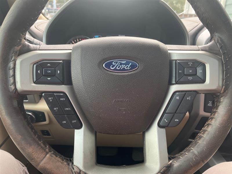Ford F-150 Lariat SuperCrew 5.5-ft. Bed 4WD 2018 Ford F-150 Lariat SuperCrew 5.5-ft. Bed 4WD 2018
