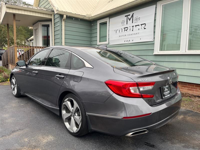 Honda Accord Touring CVT 2018 Honda Accord Touring CVT 2018