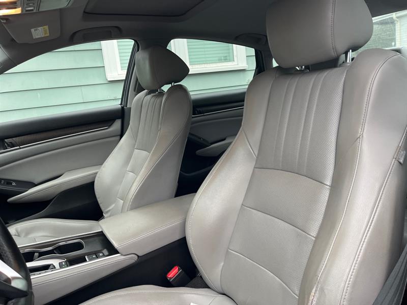 Honda Accord Touring CVT 2018 Honda Accord Touring CVT 2018
