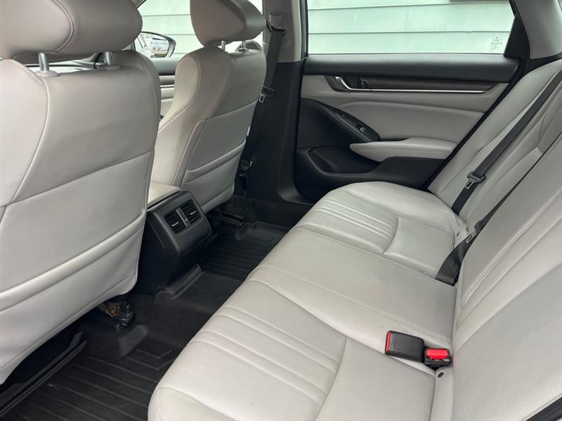 Honda Accord Touring CVT 2018 Honda Accord Touring CVT 2018