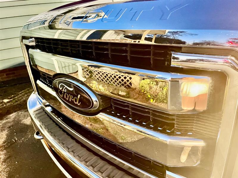 Ford F-250 SD Lariat Crew Cab 4WD 2012 Ford F-250 SD Lariat Crew Cab 4WD 2012