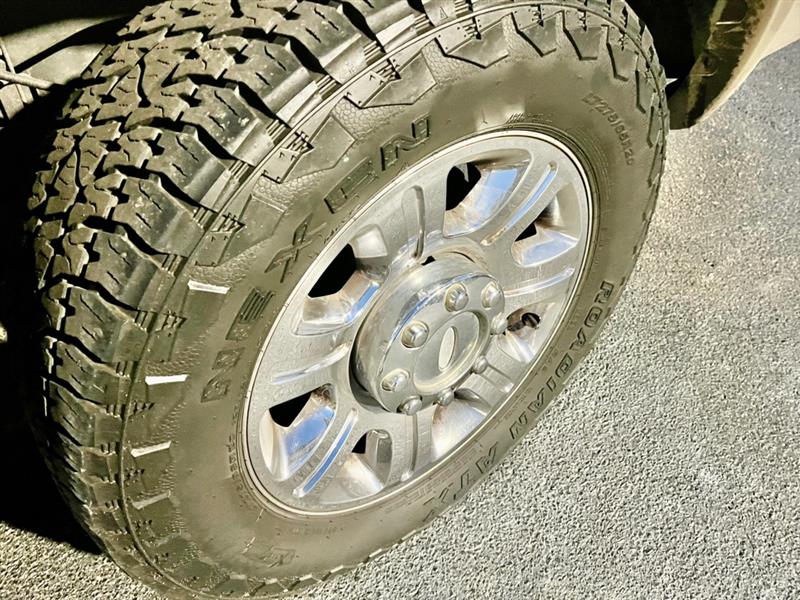 Ford F-250 SD Lariat Crew Cab 4WD 2012 Ford F-250 SD Lariat Crew Cab 4WD 2012