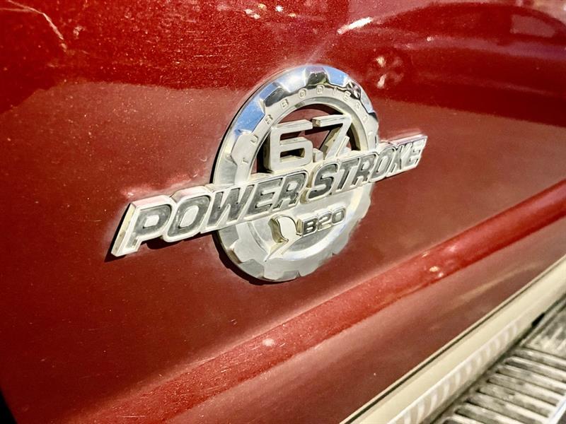 Ford F-250 SD Lariat Crew Cab 4WD 2012 Ford F-250 SD Lariat Crew Cab 4WD 2012