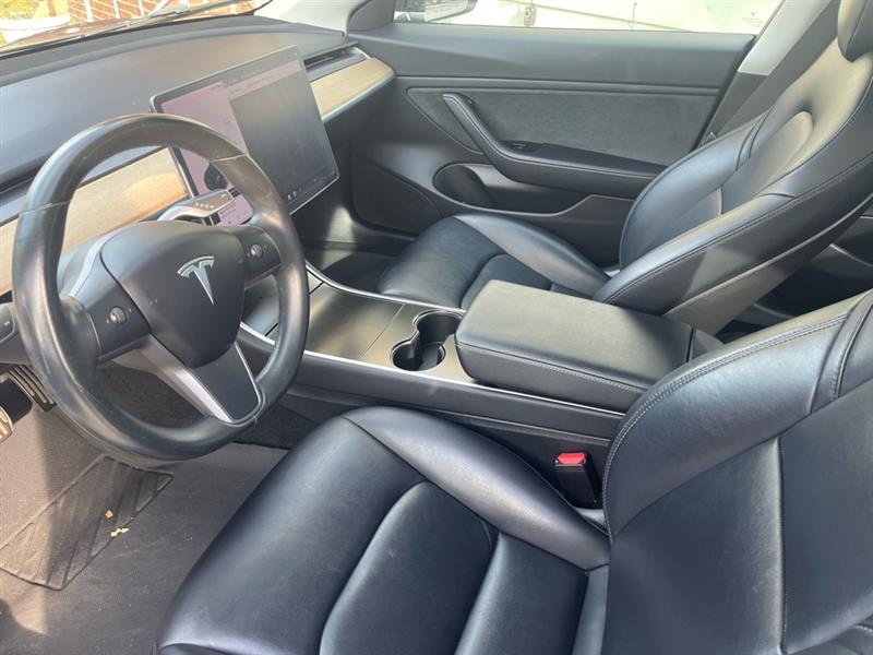 Tesla Model 3 Base 2018