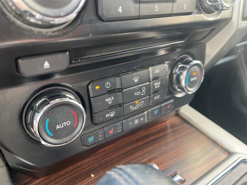 Ford F-150 Lariat SuperCrew 5.5-ft. Bed 2WD 2015