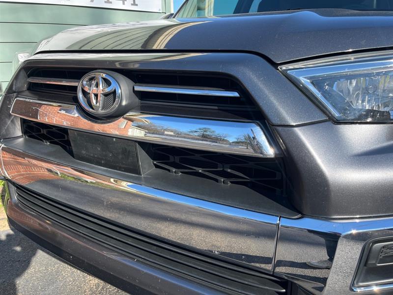 Toyota 4Runner SR5 4WD 2020