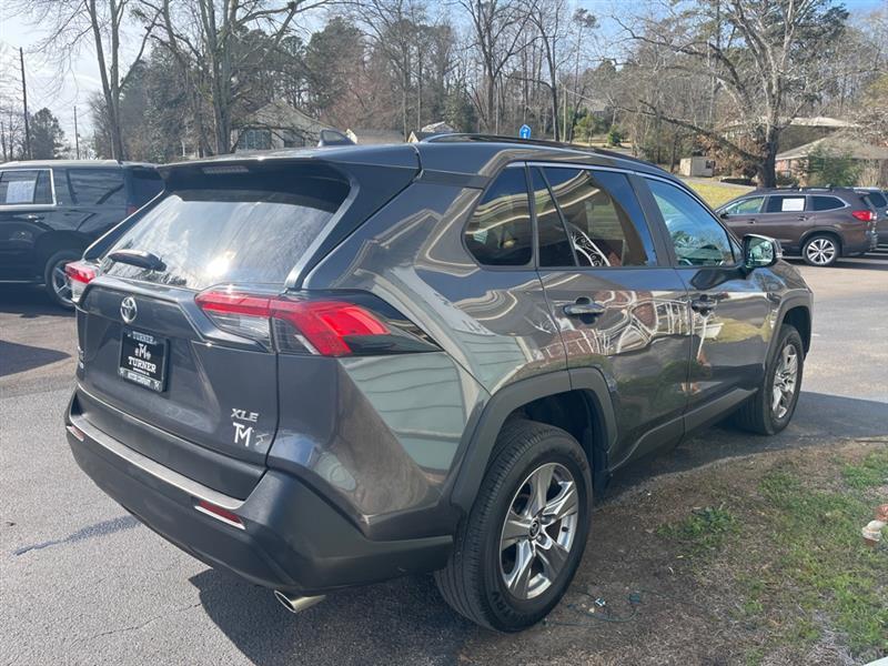 Toyota RAV4 XLE 2023