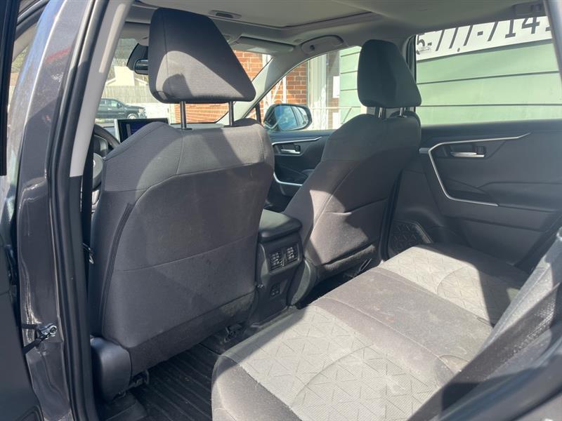 Toyota RAV4 XLE 2023