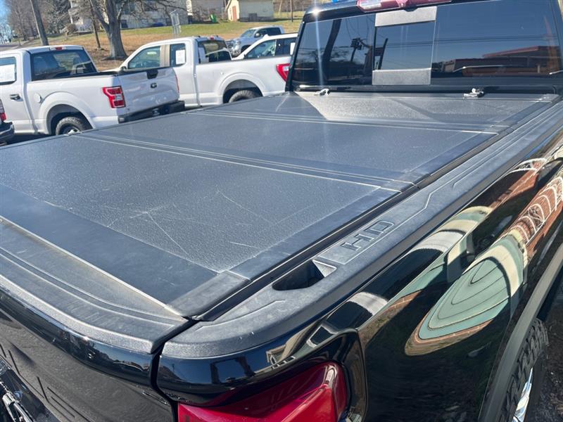 Chevrolet Silverado 2500HD High Country Crew Cab Long Box 4WD 2022