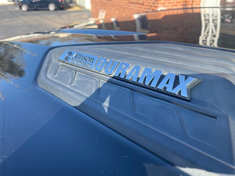 Chevrolet Silverado 2500HD High Country Crew Cab Long Box 4WD 2022