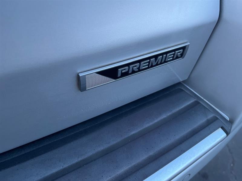 Chevrolet Suburban Premier 2WD 2017