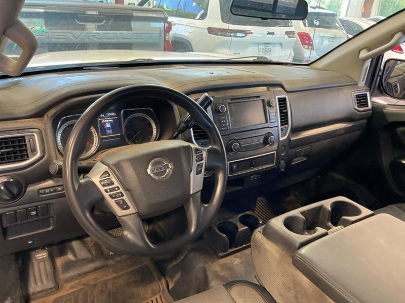 Nissan Titan  2019 Nissan Titan  2019
