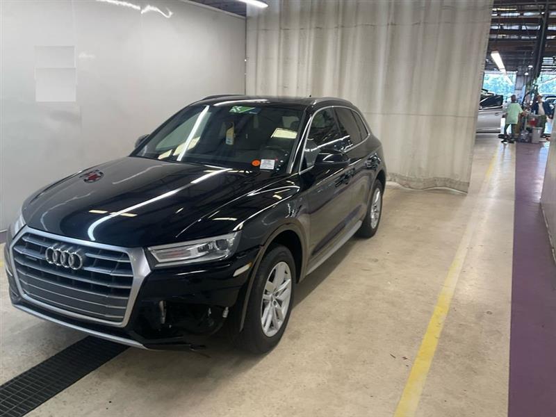 2020 Audi Q5 Premium's photo