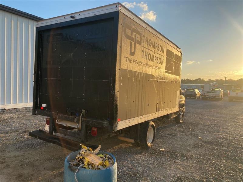 2017 Ford E-Series Cutaway Base