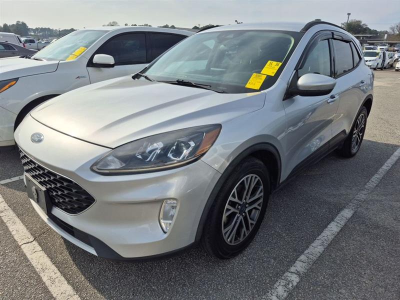 2020 Ford Escape SEL