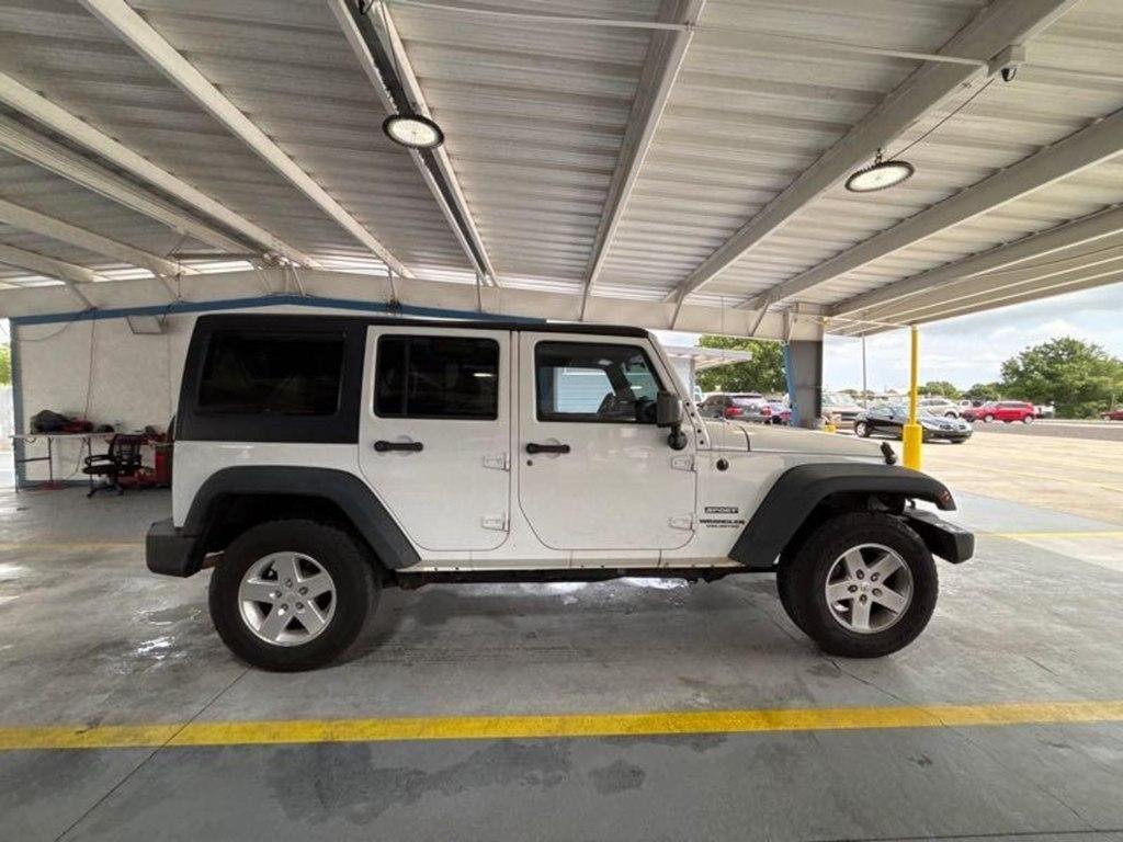 Jeep Wrangler  2014