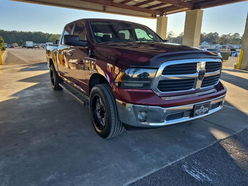 2017 RAM 1500 SLT