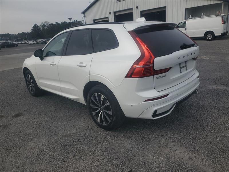 Volvo XC60  2023