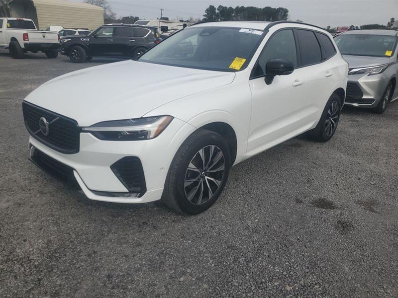 Volvo XC60  2023
