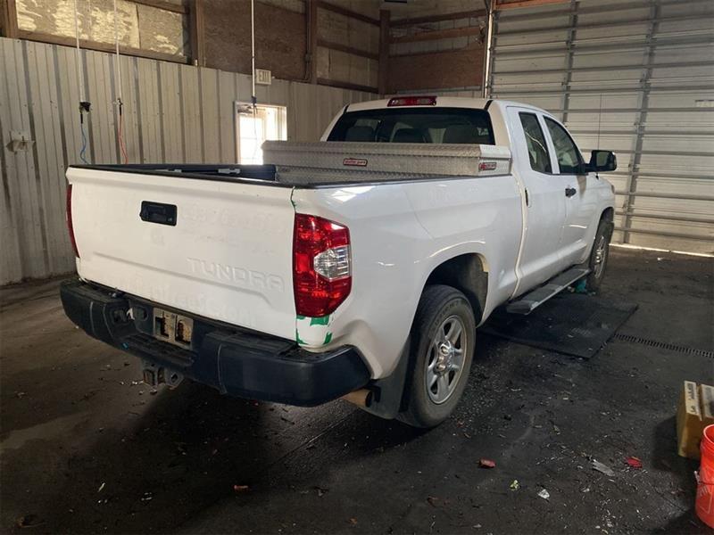 2018 Toyota Tundra DOUBLE CAB SR
