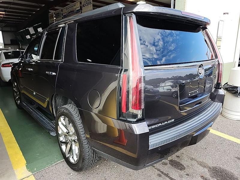 Cadillac Escalade  2015