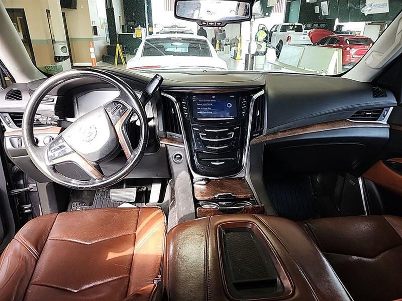 Cadillac Escalade  2015