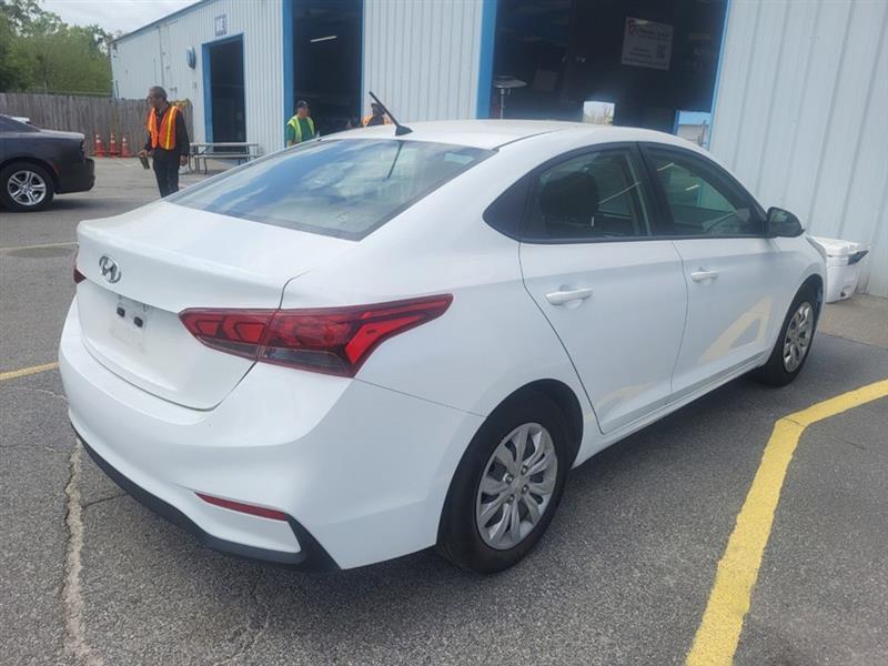 Hyundai Accent  2022