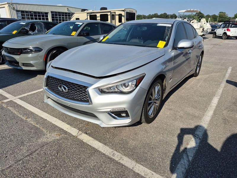 Infiniti Q50  2018