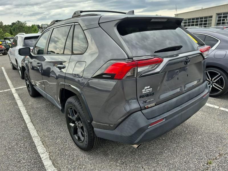 Toyota RAV4  2021